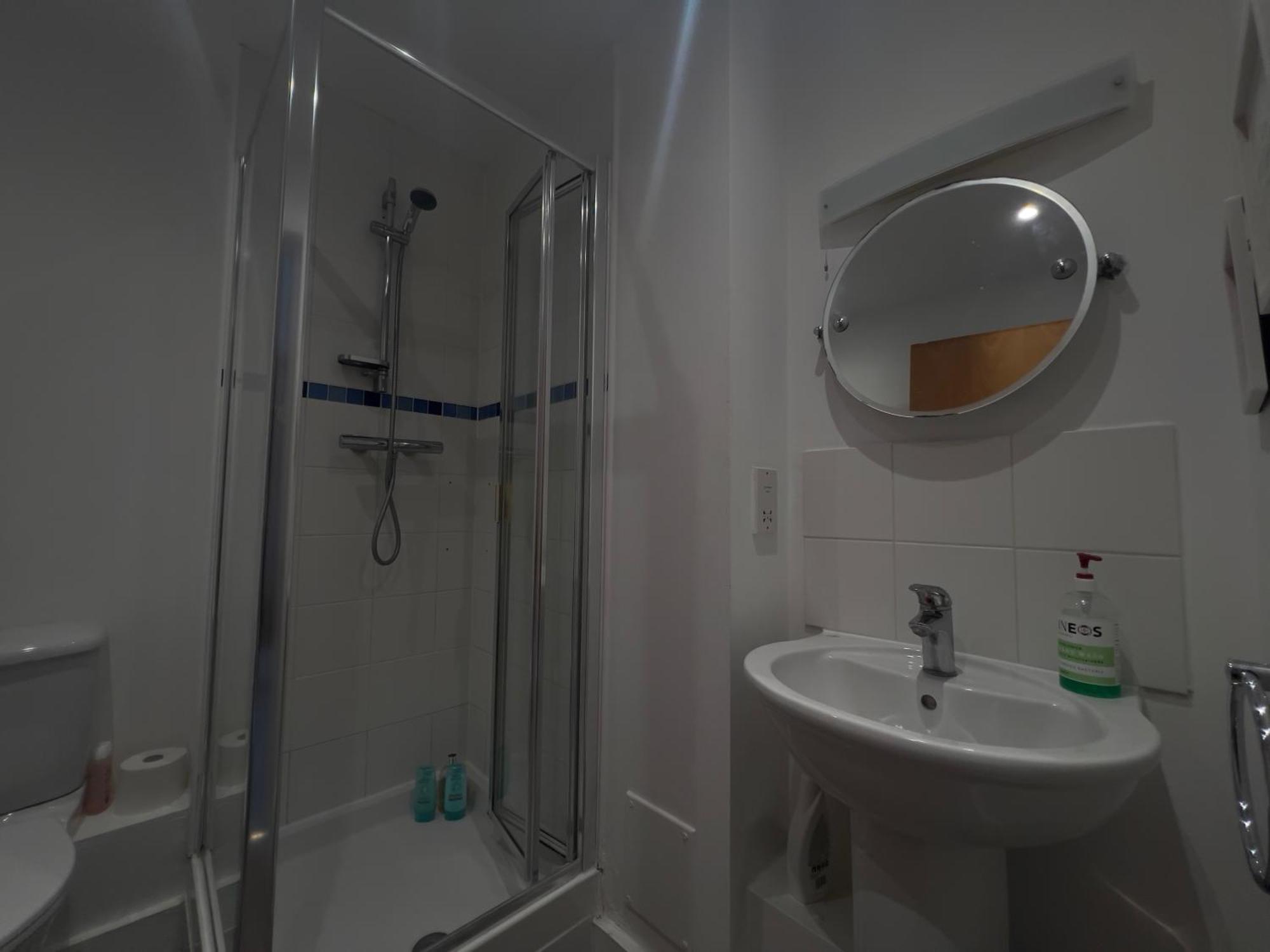 2 Bedroom Near Ocean Village Marina Port